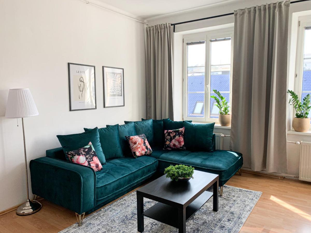 Cozy Downtown City Living Bratislava Exterior photo